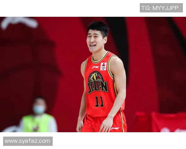 足球明星如何评价中国CBA篮球联赛