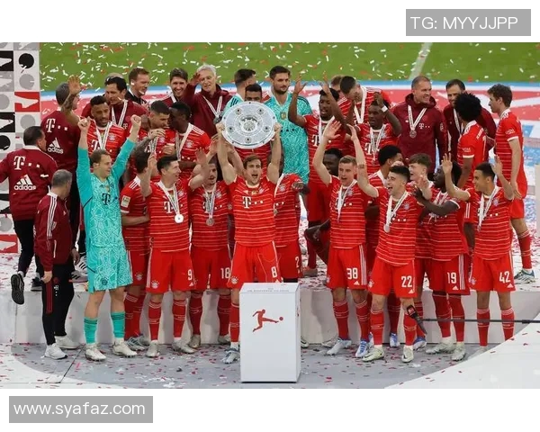 激烈对决！足球比赛中的战术博弈与球员精彩表现分析